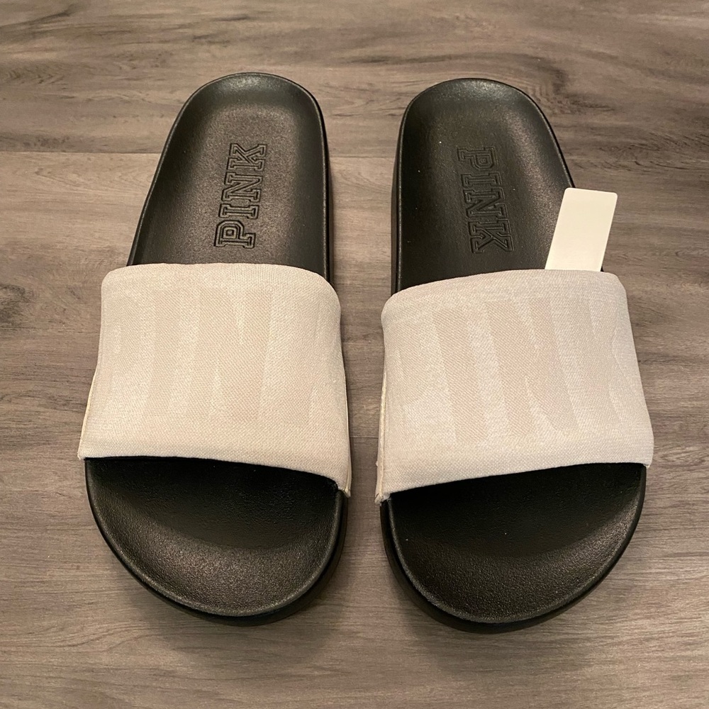 PINK seamless women’s slides.  Brand New